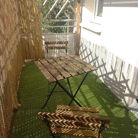 Ferienwohnung Superbe T2 Avec Parking Prive Agen Exterior foto