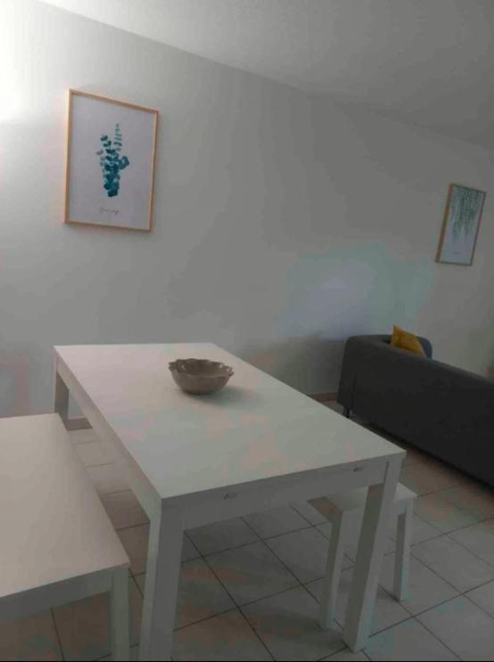 Ferienwohnung Superbe T2 Avec Parking Prive Agen Exterior foto