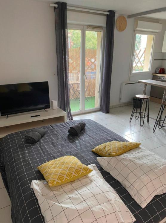 Ferienwohnung Superbe T2 Avec Parking Prive Agen Exterior foto